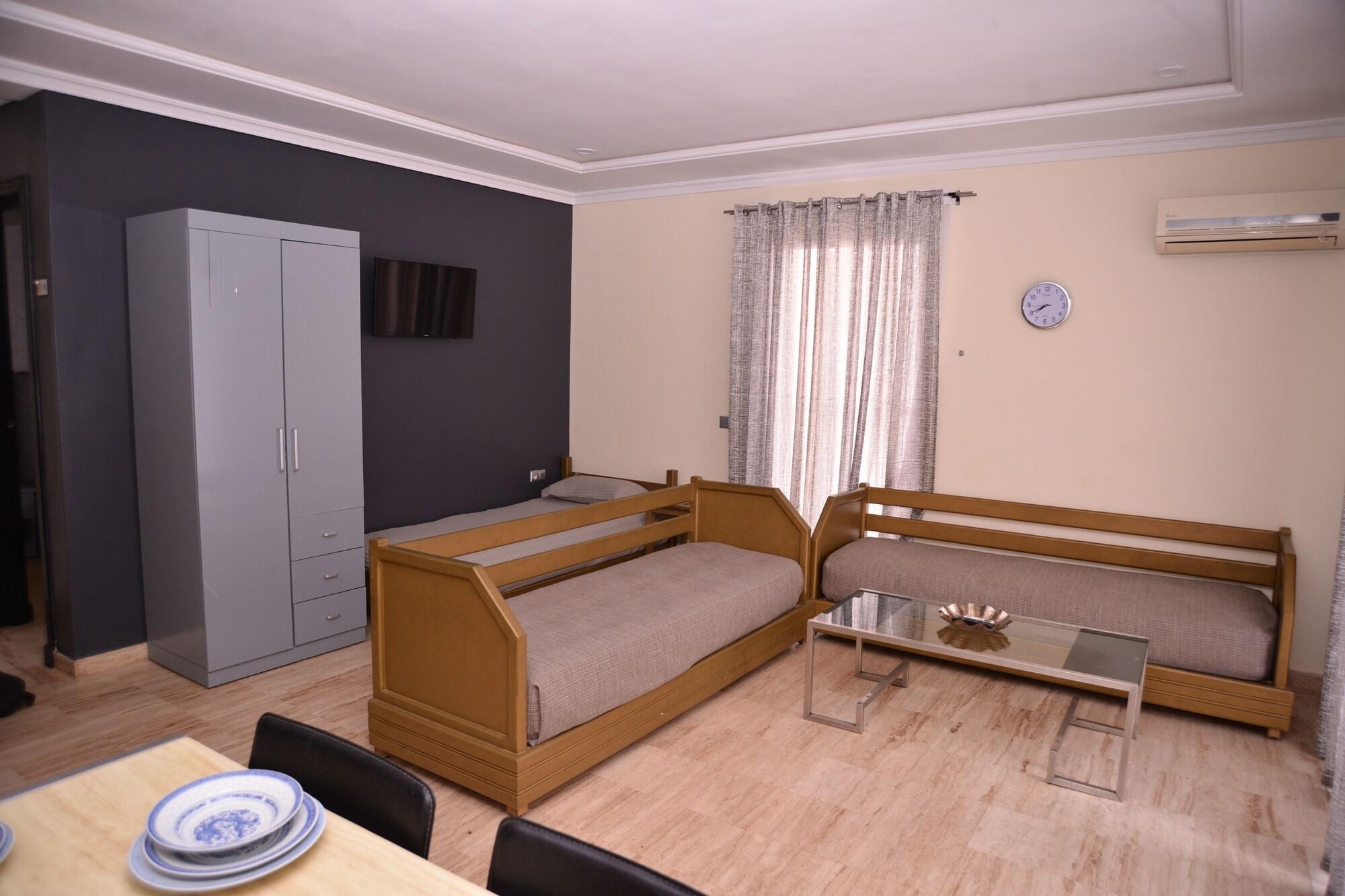 Equipamiento de Habitación Sourebou Chez Appart Hotel Founty Beach