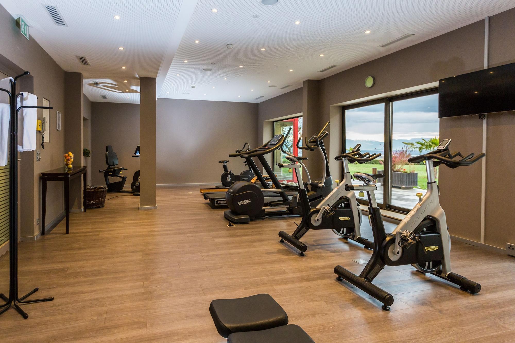 Gimnasio Everness Hotel & Resort