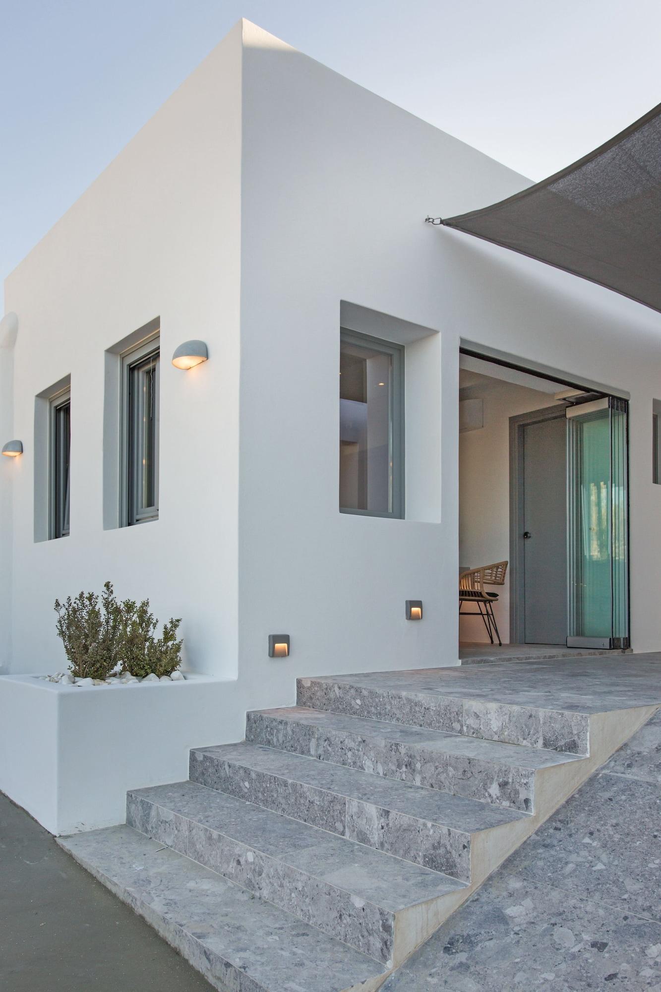 Vista Exterior Paros Cape Suites