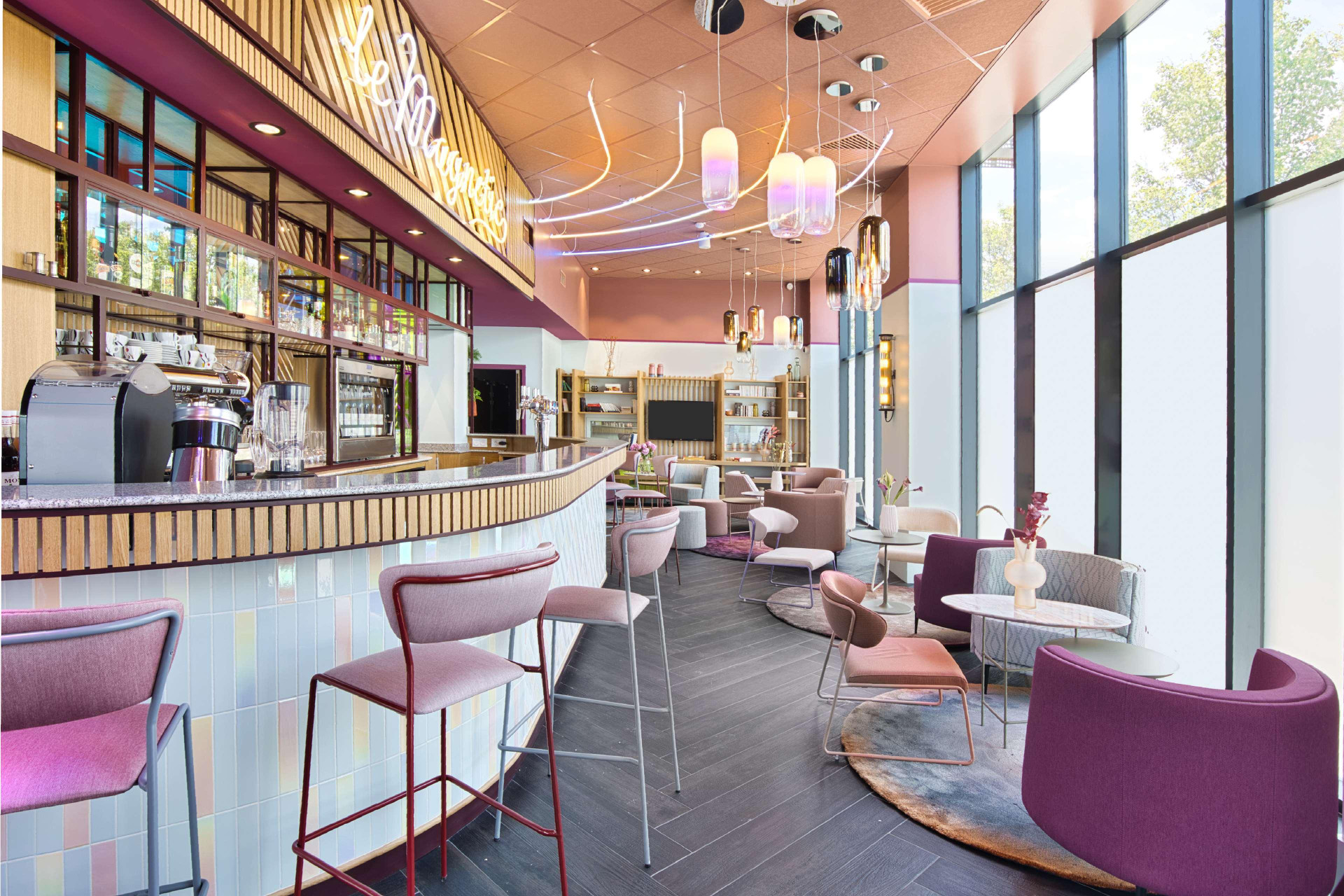 Bar/Salón Aiden by Best Western Clermont-Ferrand Hotel & Spa