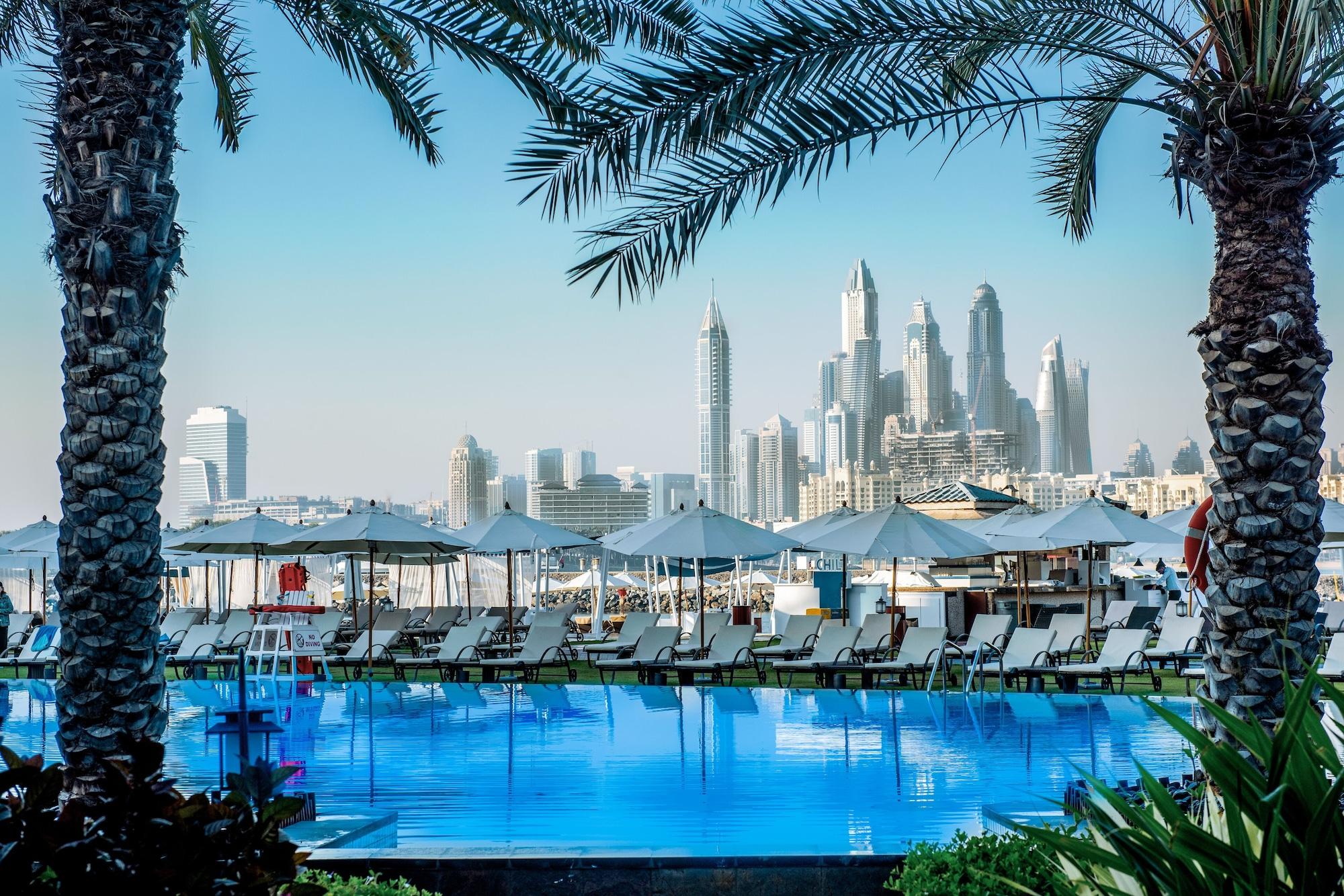 Vista Piscina Rixos The Palm Hotel & Suites