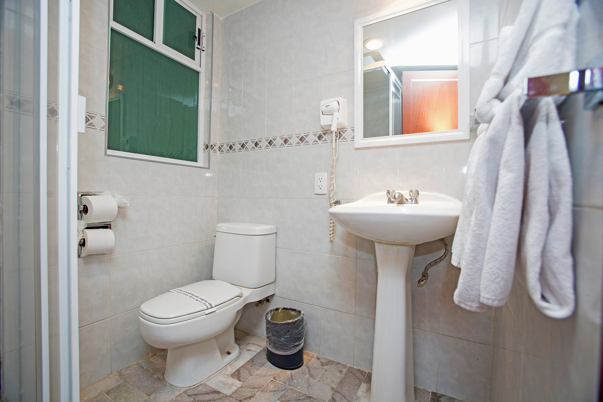 Equipamiento de Habitación Hotel del Principado