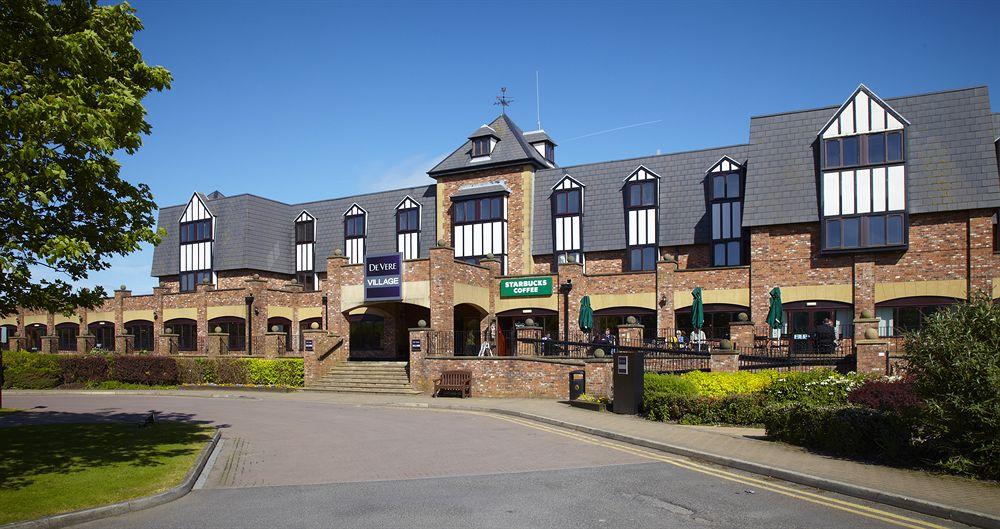 Vista Exterior Village Hotel Blackpool