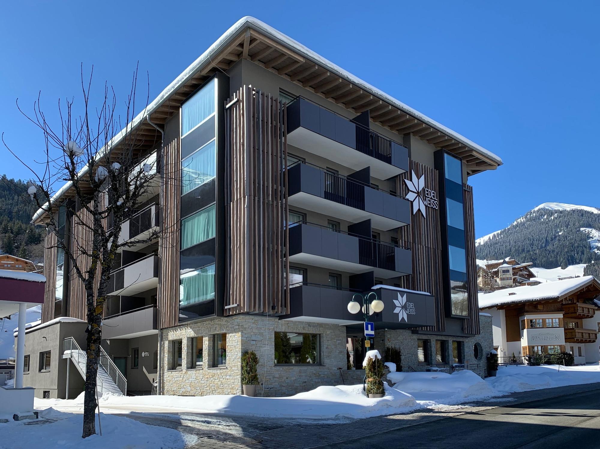 Vista Exterior Hotel Edelweiss