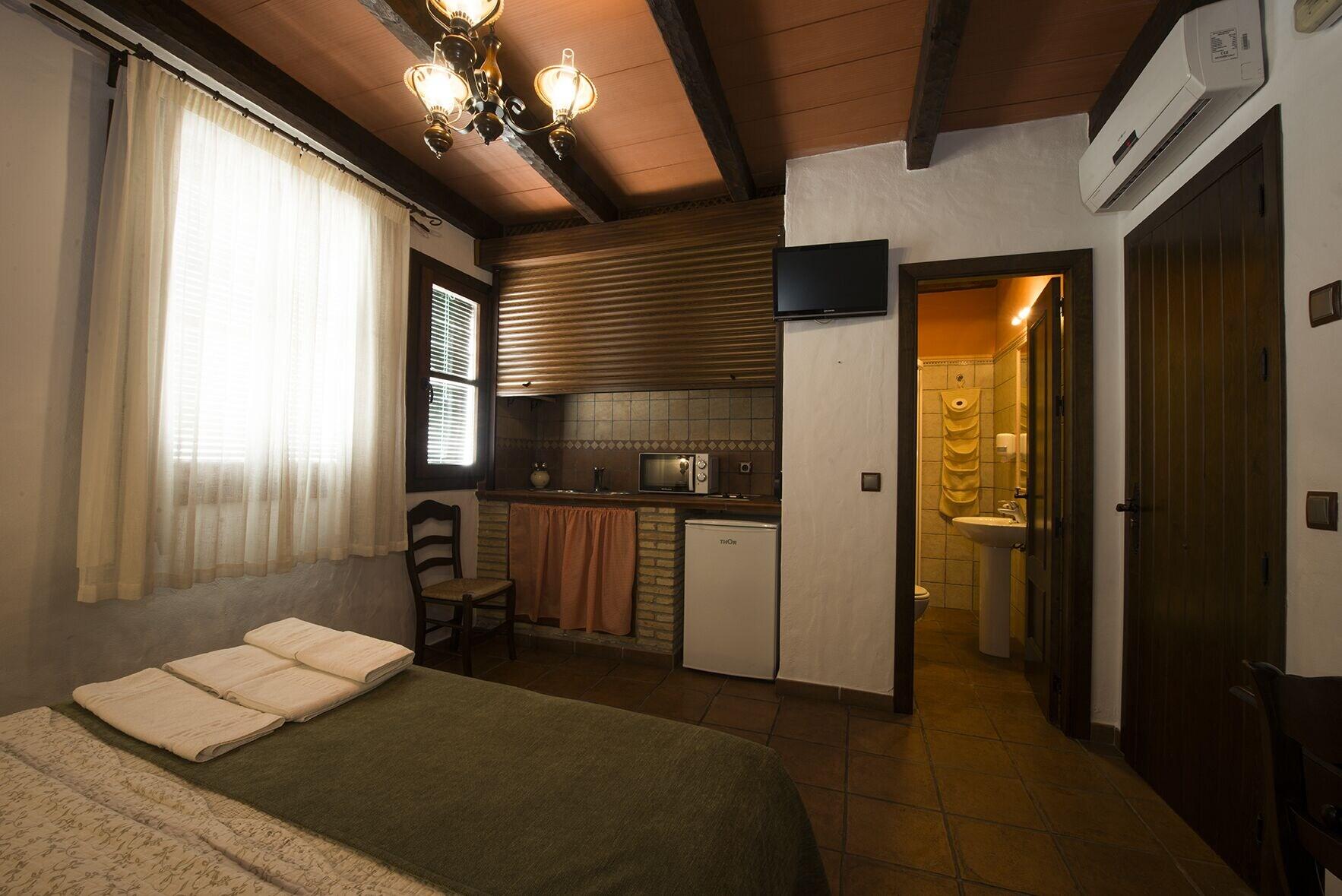 Varios Hostal Torre de Guzmán