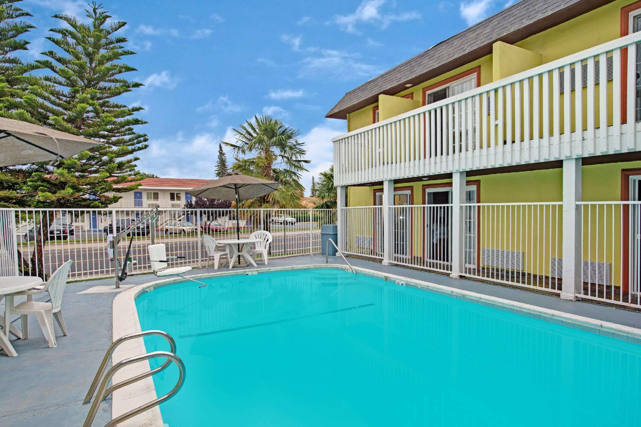 Playa Quality Inn & Suites Sacramento Downtown Area