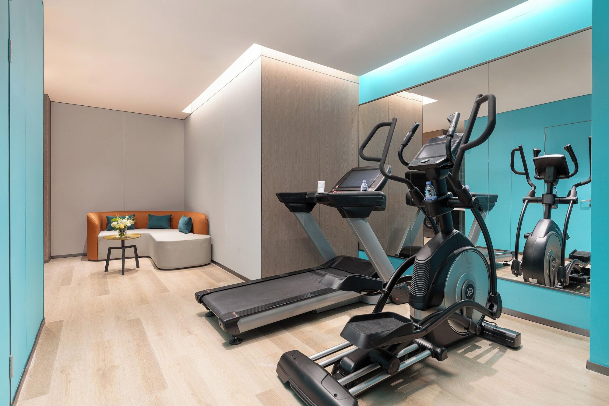 Gimnasio Holiday Inn Express Shanghai Changfeng Park by IHG