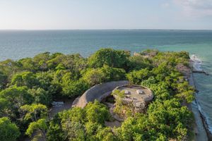 Alojamiento - Isla Corona