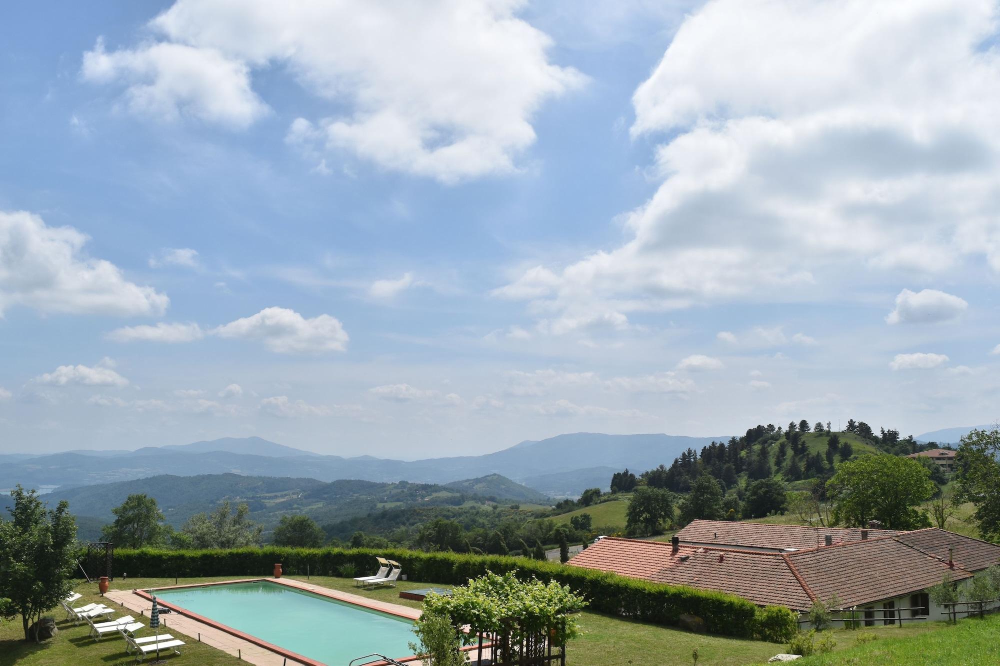 Varios Podere Belvedere
