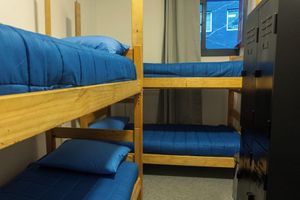Alojamiento - International MountainWine Hostels