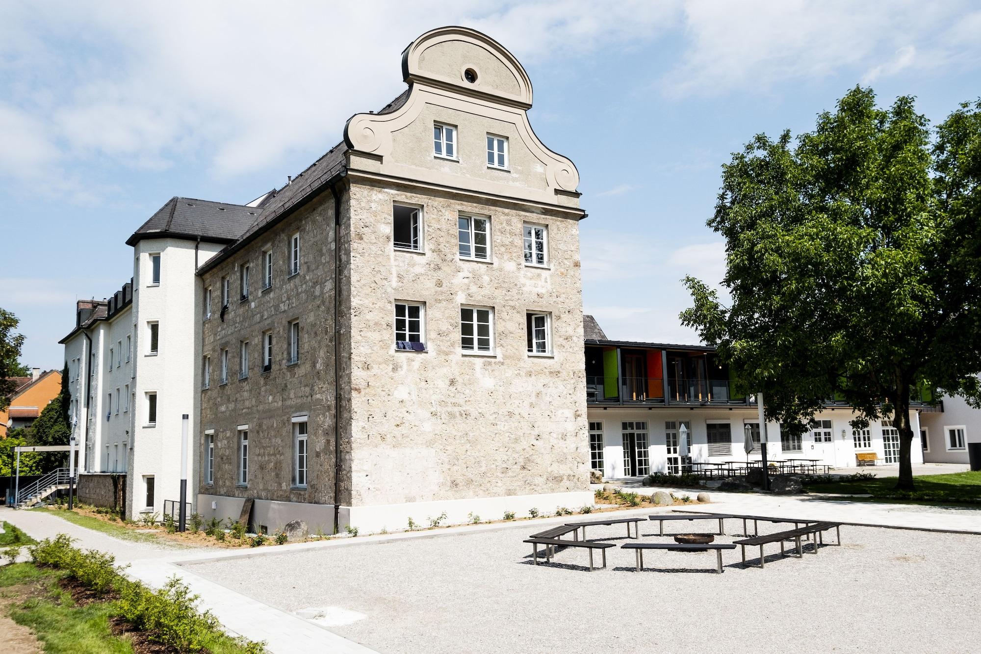 Varios Djh Jugendherberge Burghausen