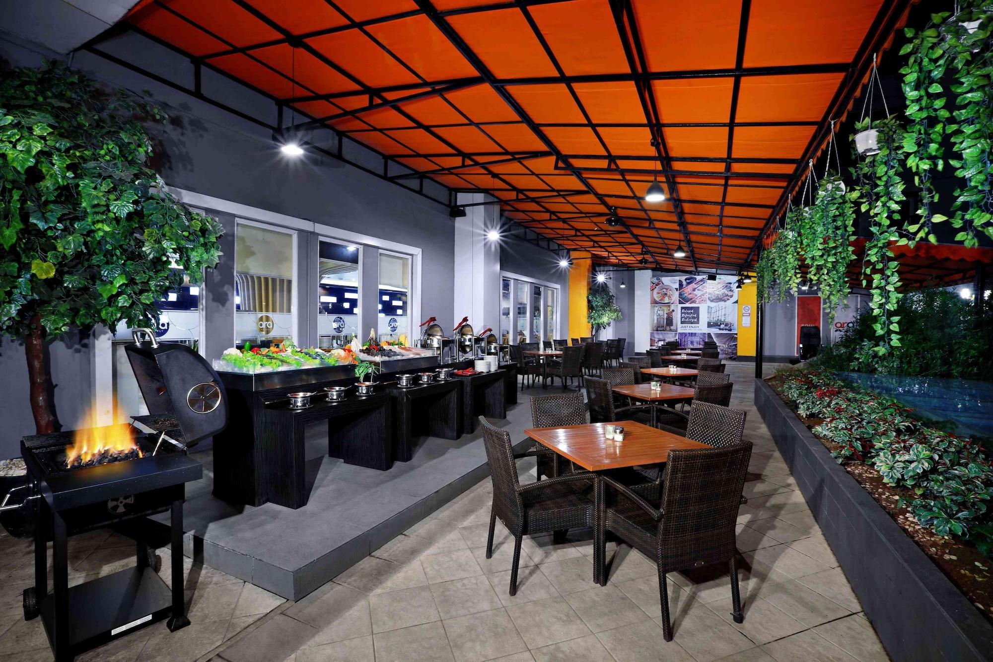 Restaurant Vega Hotel Gading Serpong