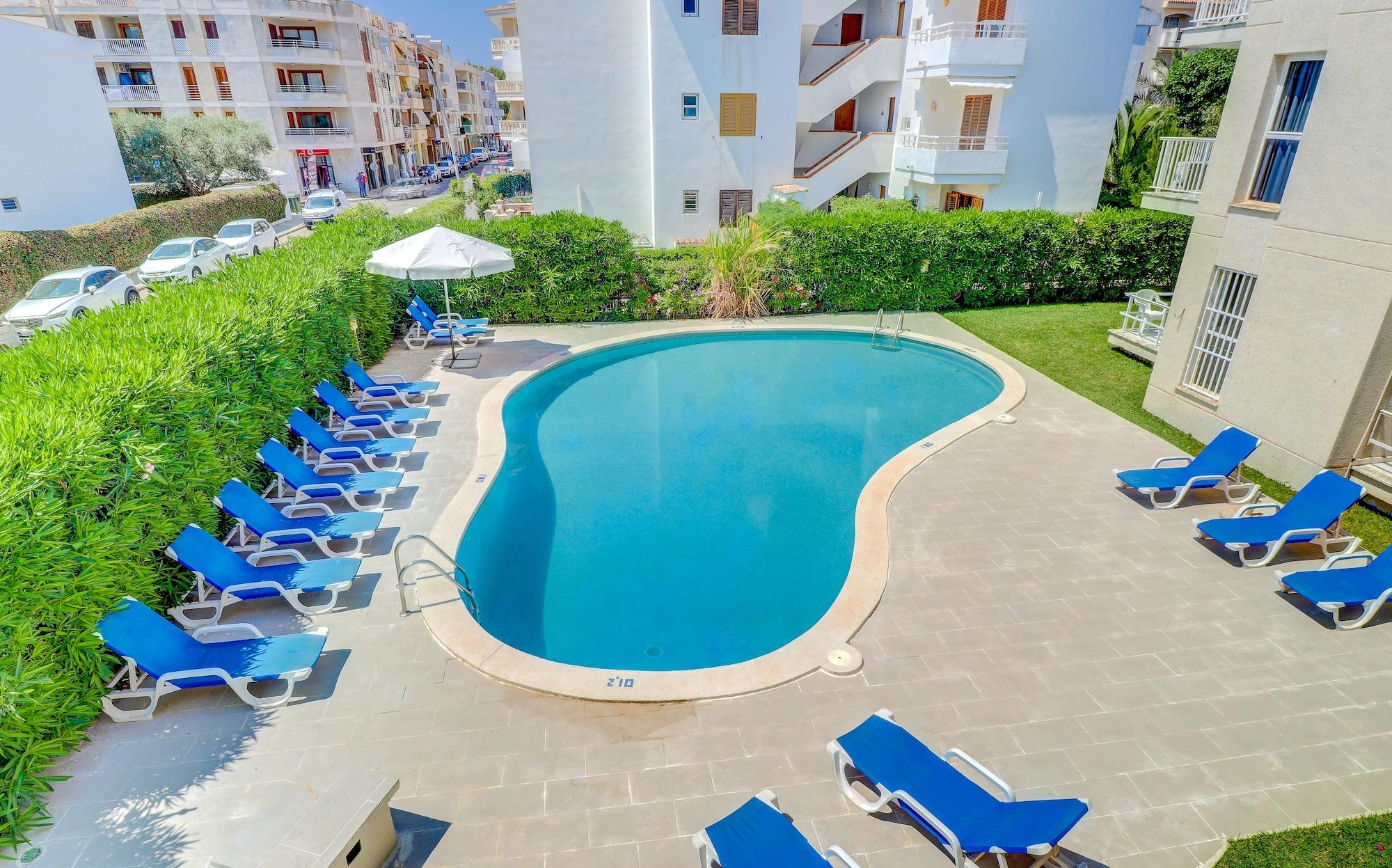 Vista Piscina Apartamentos Llevant Puerto de Pollensa