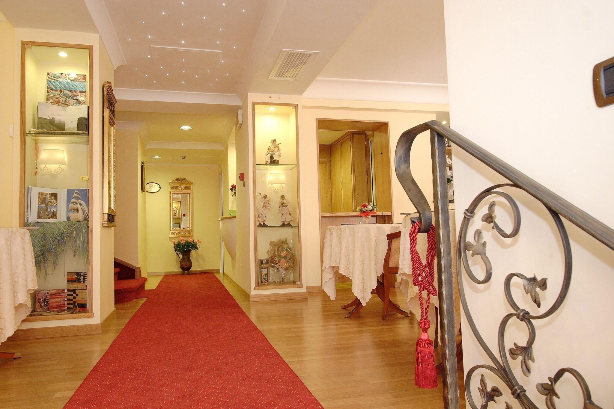 Vista Lobby Castel Gandolfo