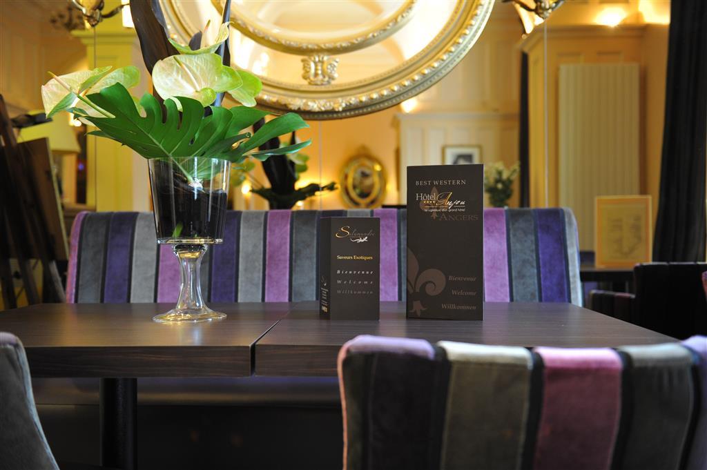 Bar/Salón Oceania Hotel d'Anjou Angers