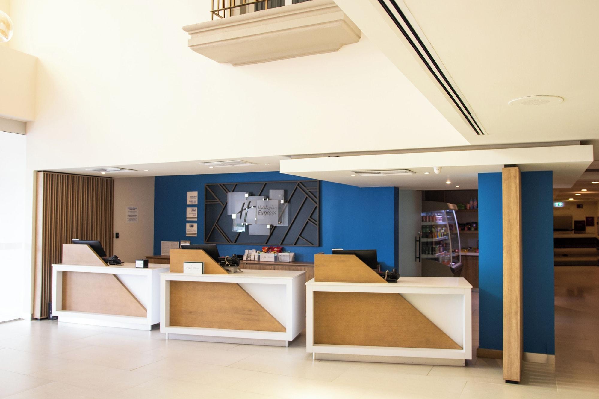 Vista Lobby Holiday Inn Express Torreon by IHG