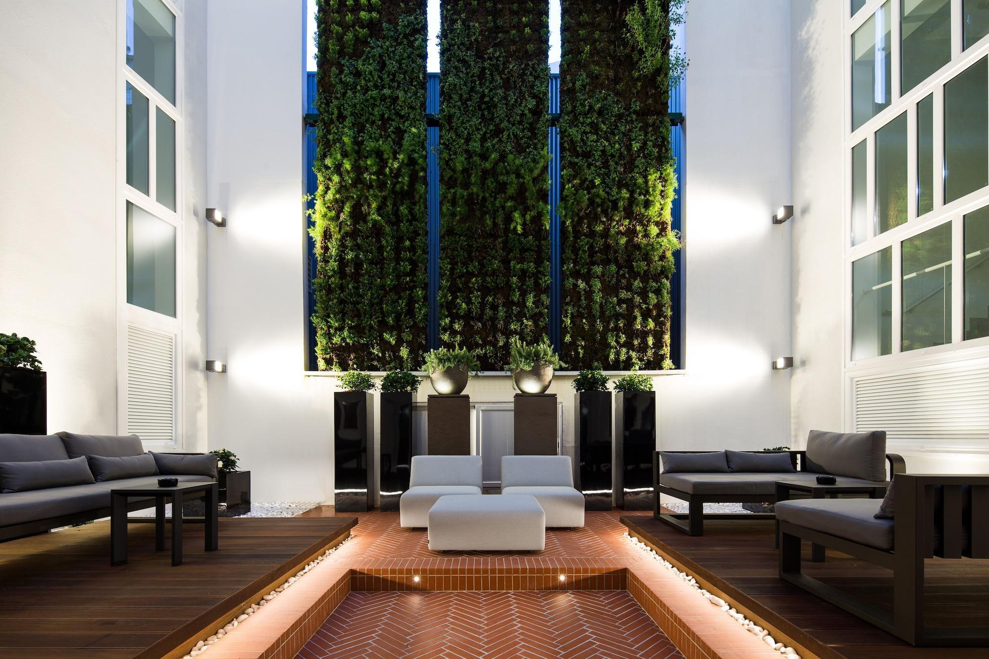 Varios Pestana Porto - A Brasileira
