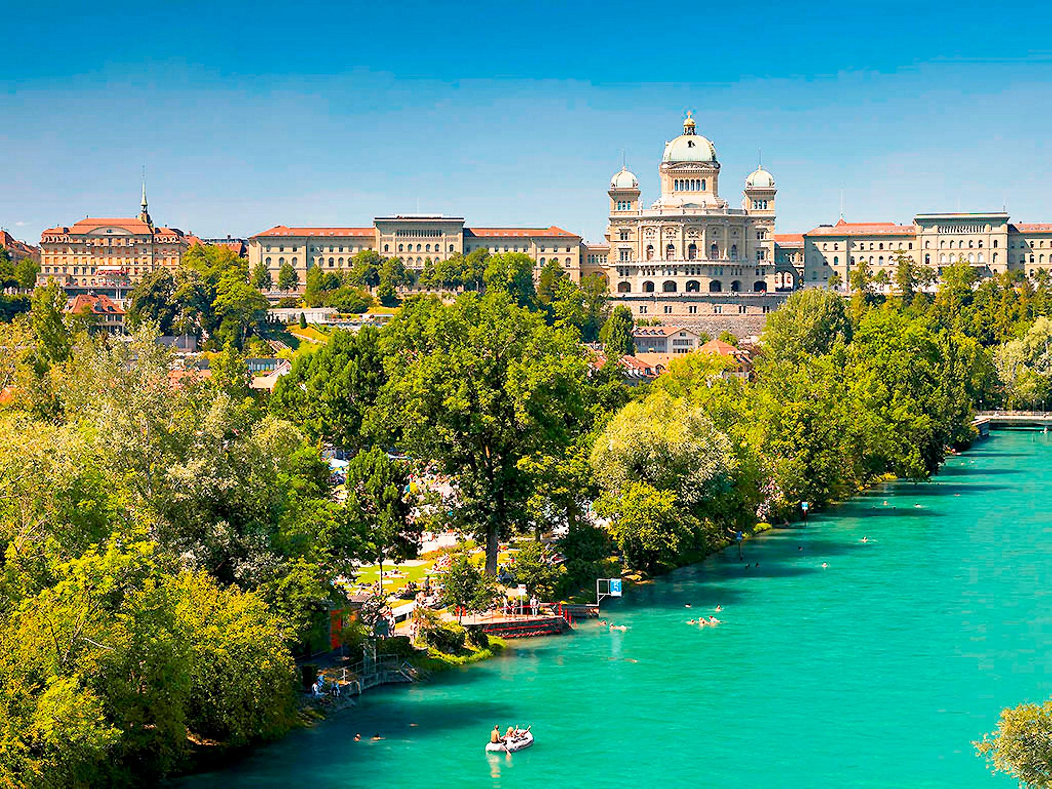 Vista Exterior ibis Styles Bern City