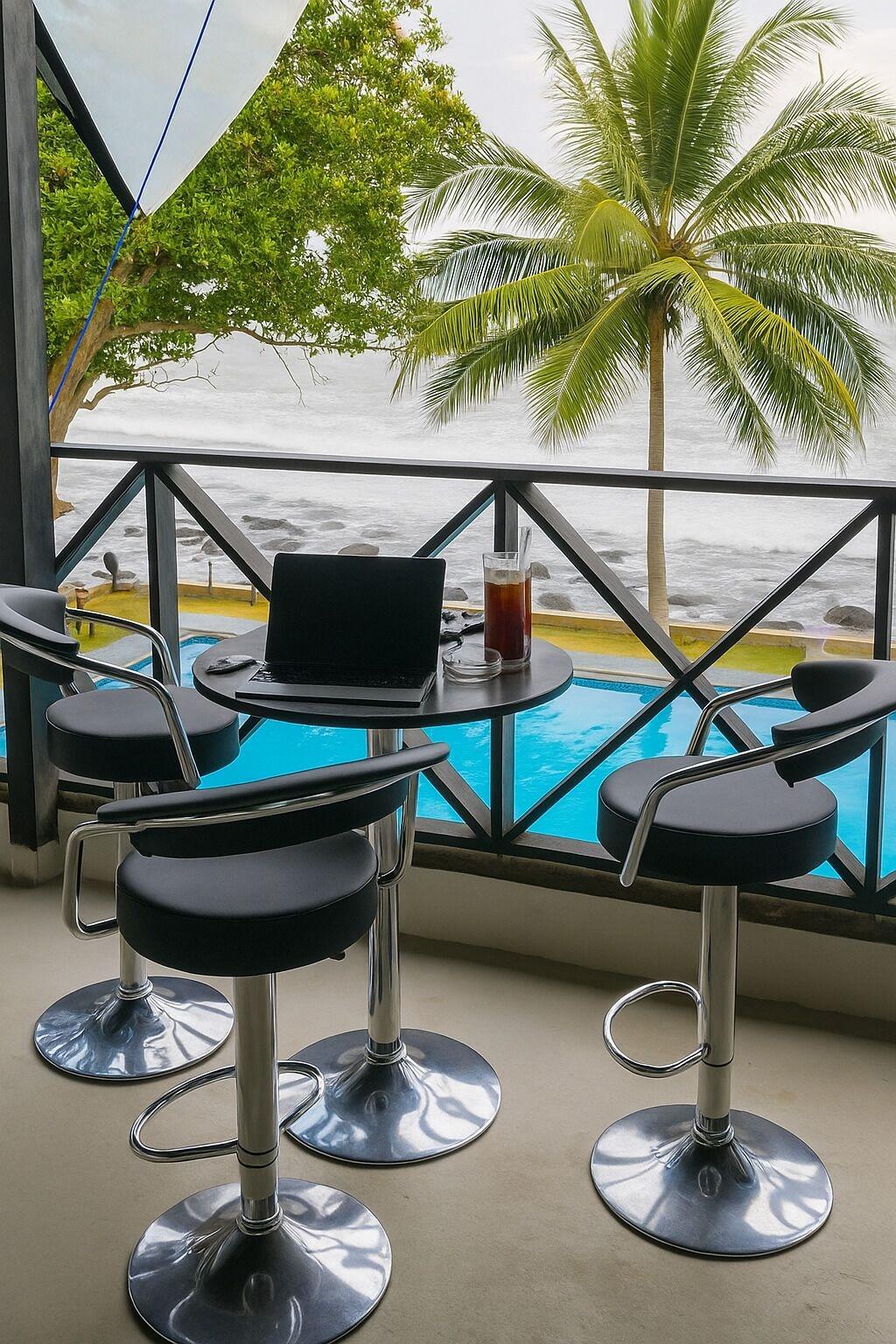 Varios La Plage Beach Club & Resort