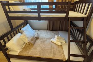 Alquiler Temporario - Modern 2-bedroom Condo in Vibrant Araneta City, QC