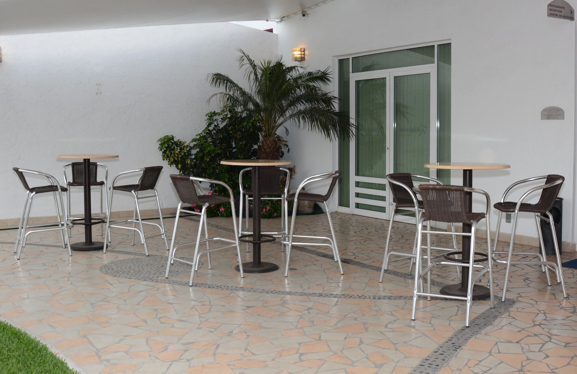 Bar/Salón Hotel Mágico Inn