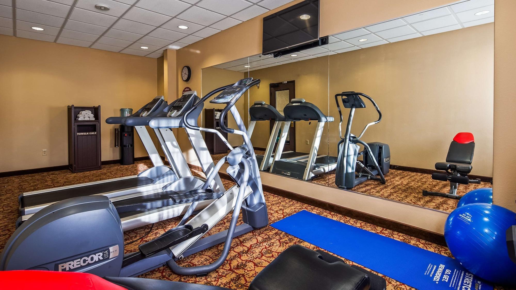 Gimnasio Best Western Plus Cimarron Hotel & Suites