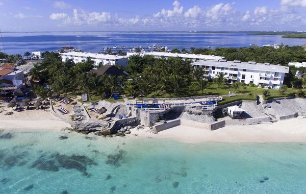 Hotel Dos Playas Faranda Cancún - Hoteles cerca de Playa Chac Mool en Cancún