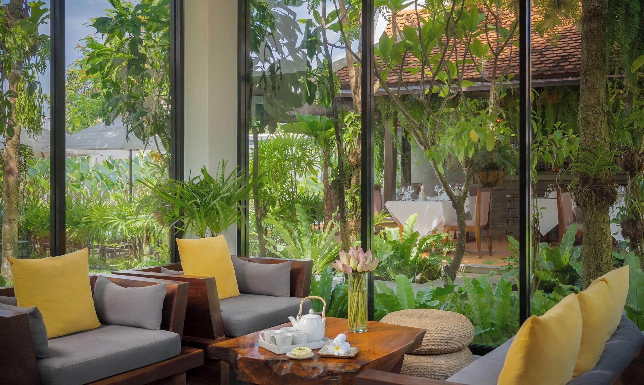 Vista Lobby Shintana Saya Residence