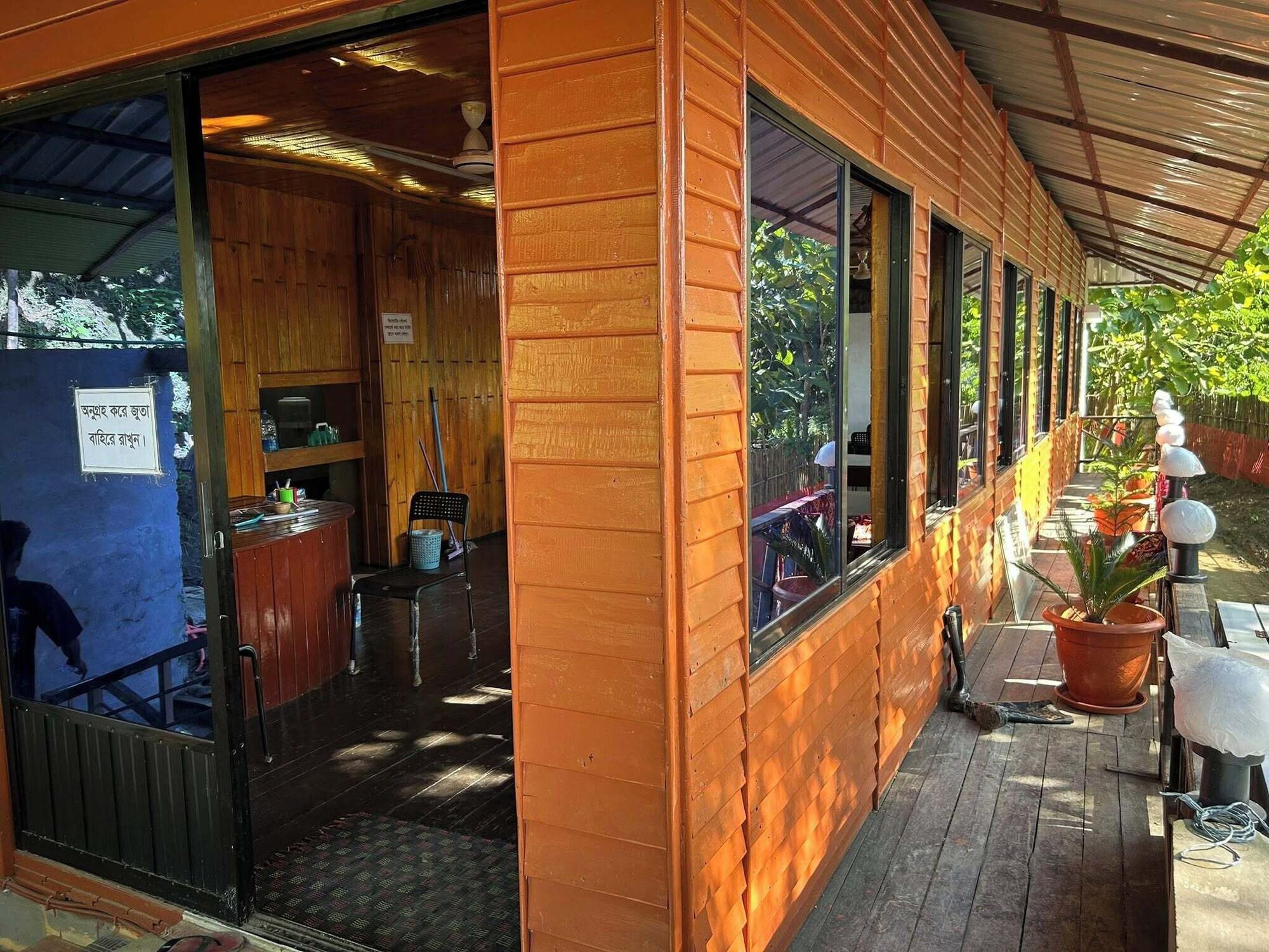 Vista Lobby Royal Hill Resort Mirinja Valley Lama