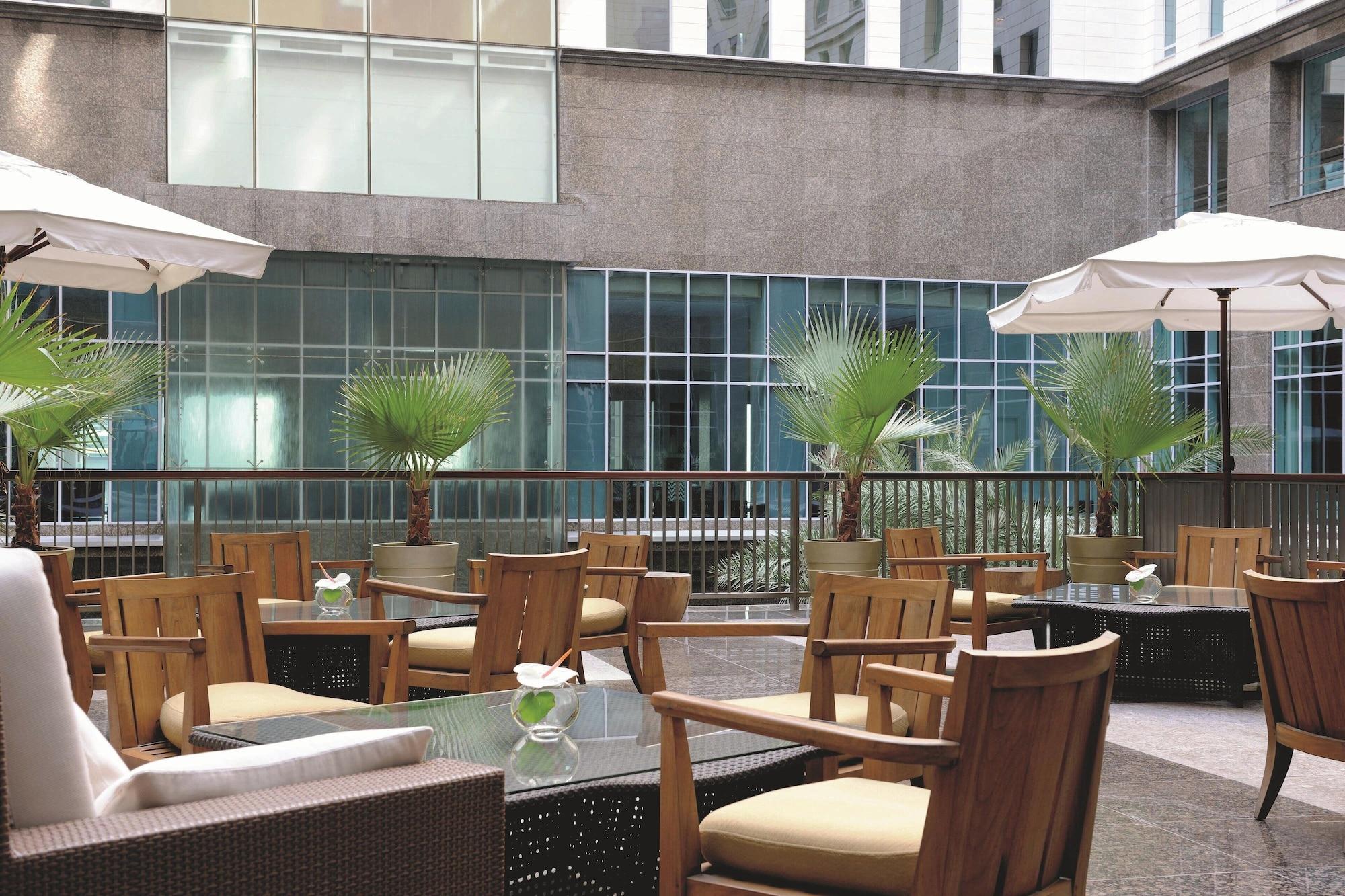 Vista Lobby The Ritz-Carlton, Dubai International Financial Centre