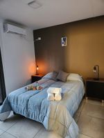 Alquiler Vacacional - New apartment, excellent location. Free parking space a few meters away from the departmental plaza.