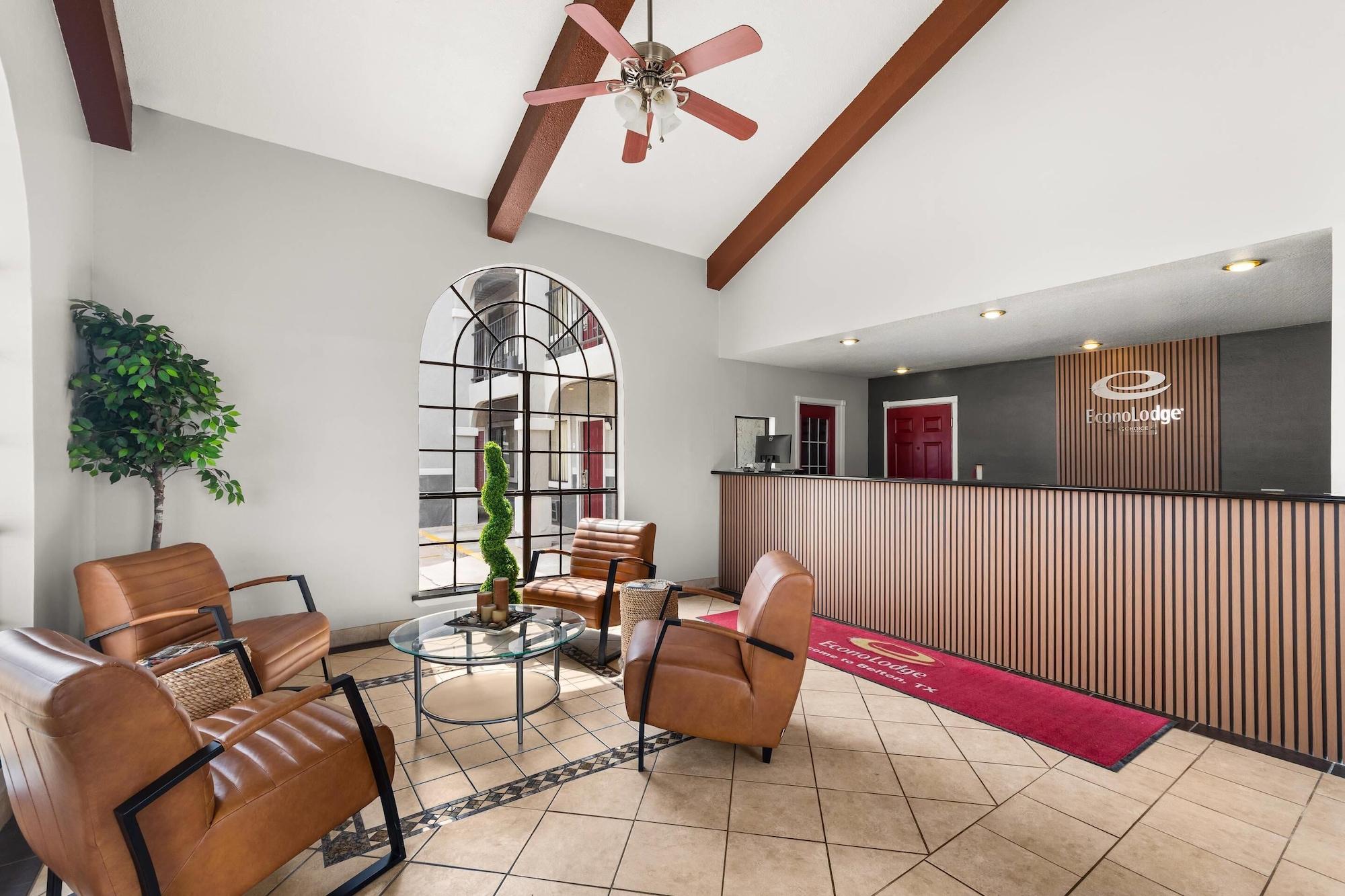 Vista Lobby Econo Lodge