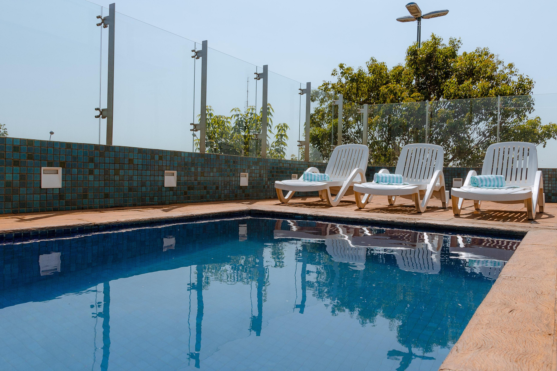 Vista Piscina Porto Feliz Executive Hotel