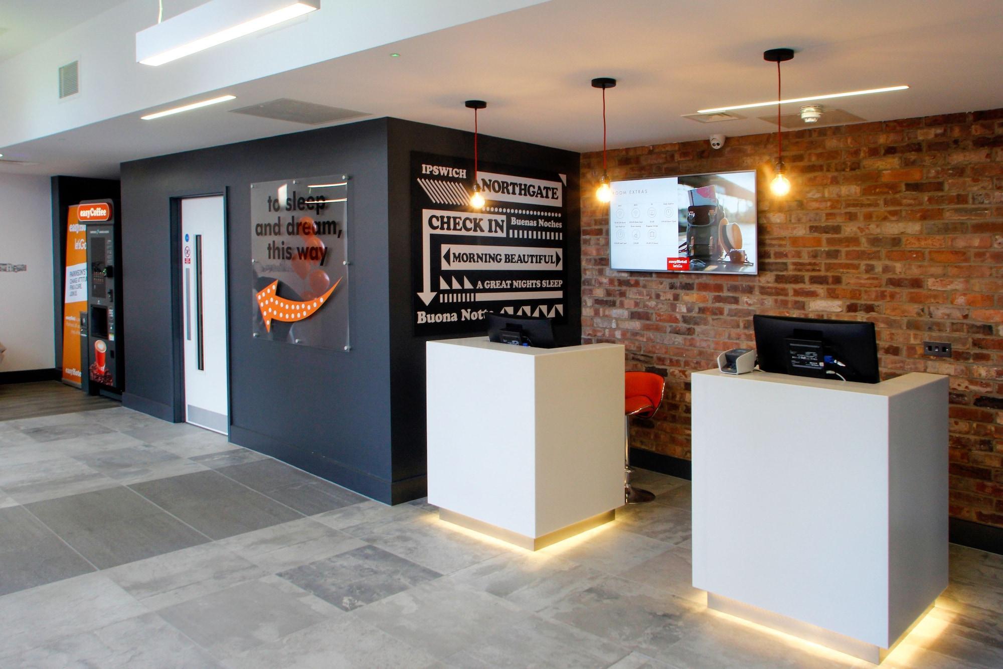 Vista Lobby easyHotel Ipswich