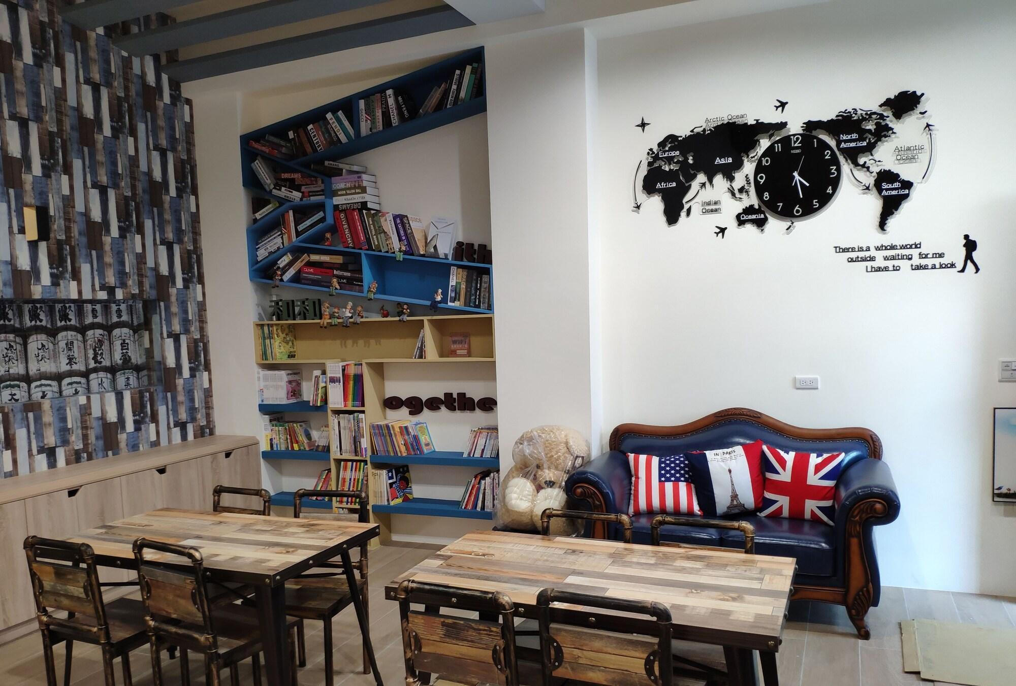 Vista Lobby With Togeter B&B