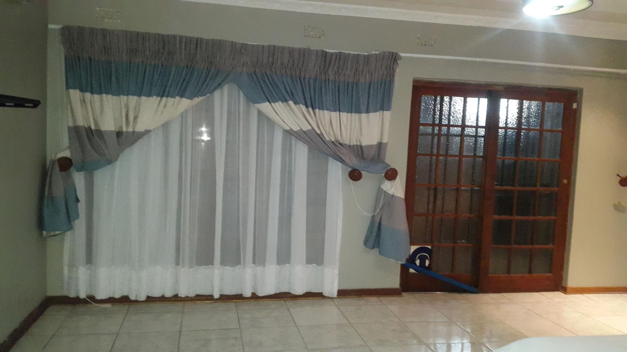 Habitación Tintech Bed & Breakfast