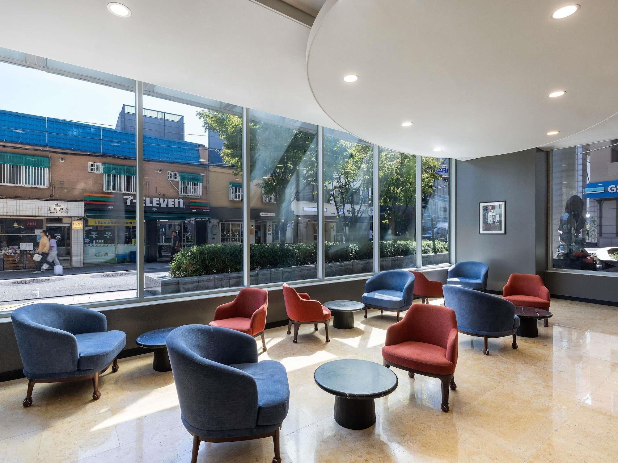 Vista Exterior ibis Ambassador Seoul Insadong (Newly renovated in 2025)