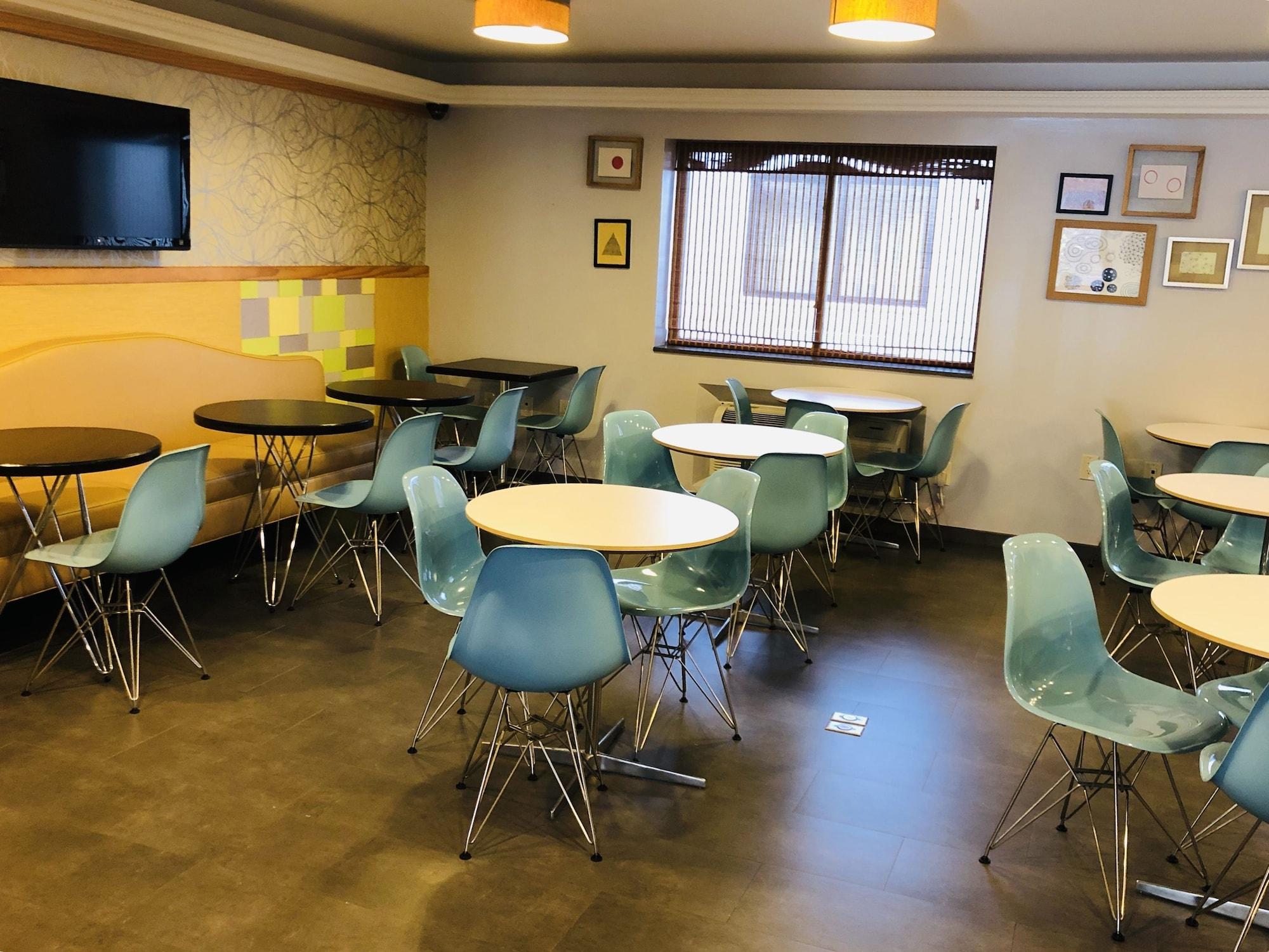 Restaurant Ramada by Wyndham Staten Island