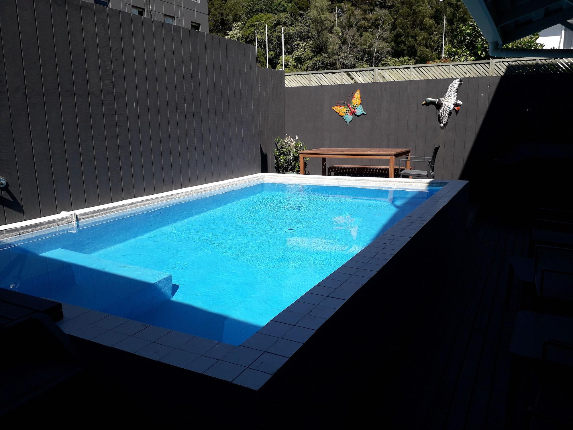 Vista Piscina Lake Lodge Motel