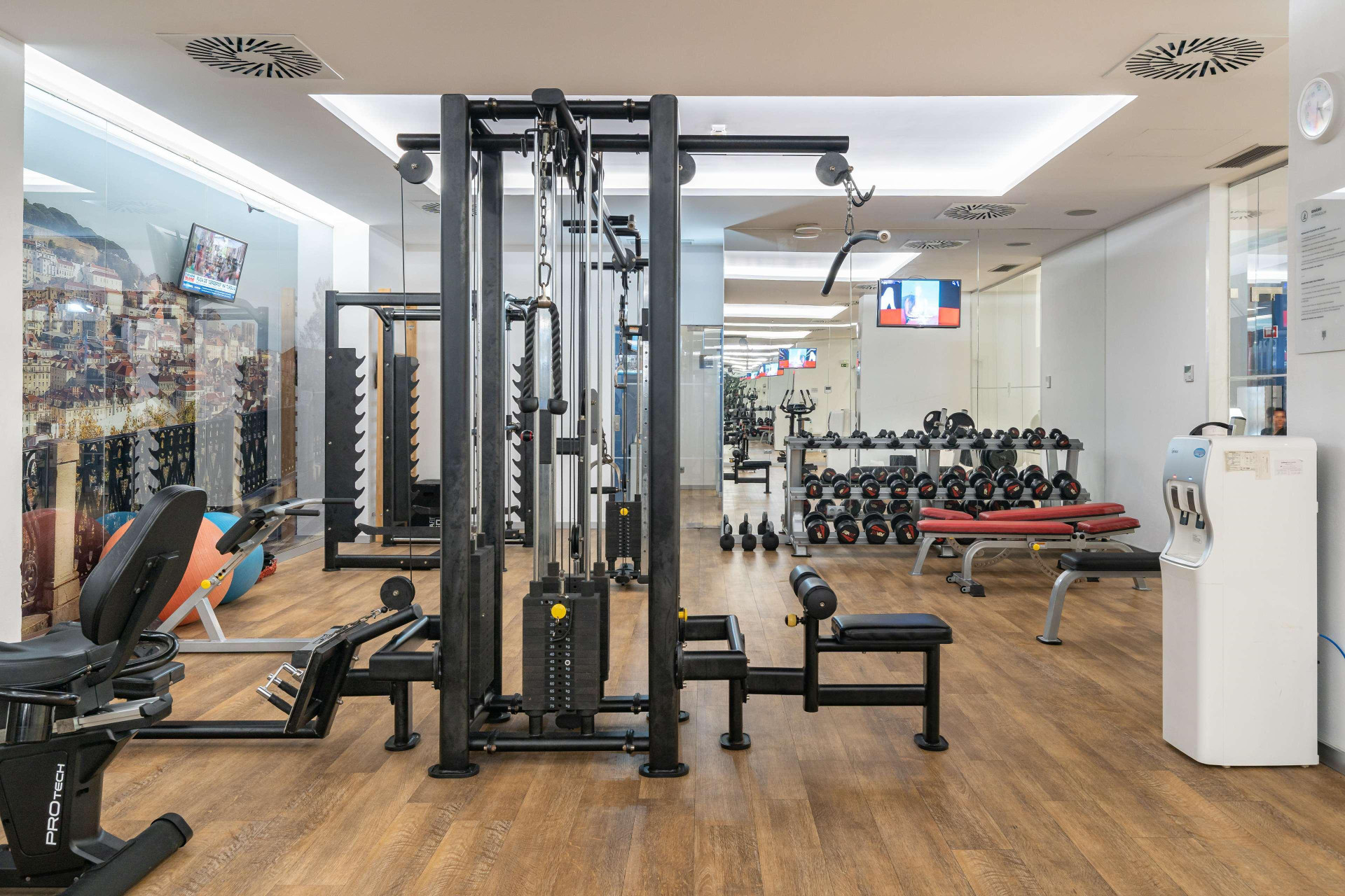 Gimnasio Jupiter Lisboa Hotel – Rooftop & Spa
