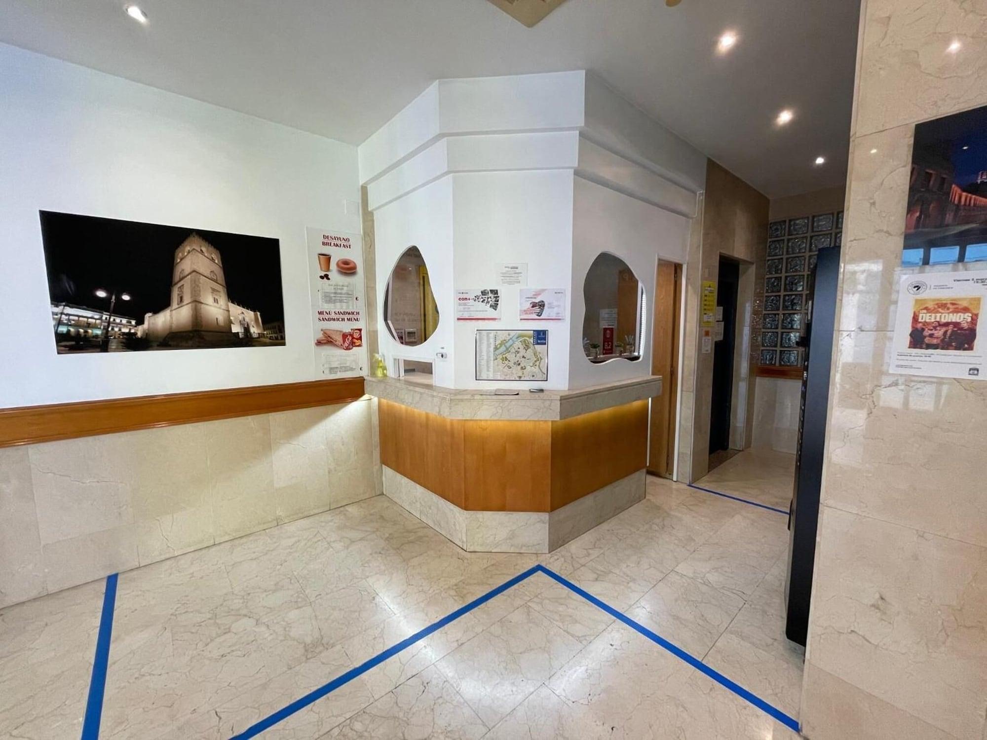 Vista Lobby Hotel Condedu Badajoz