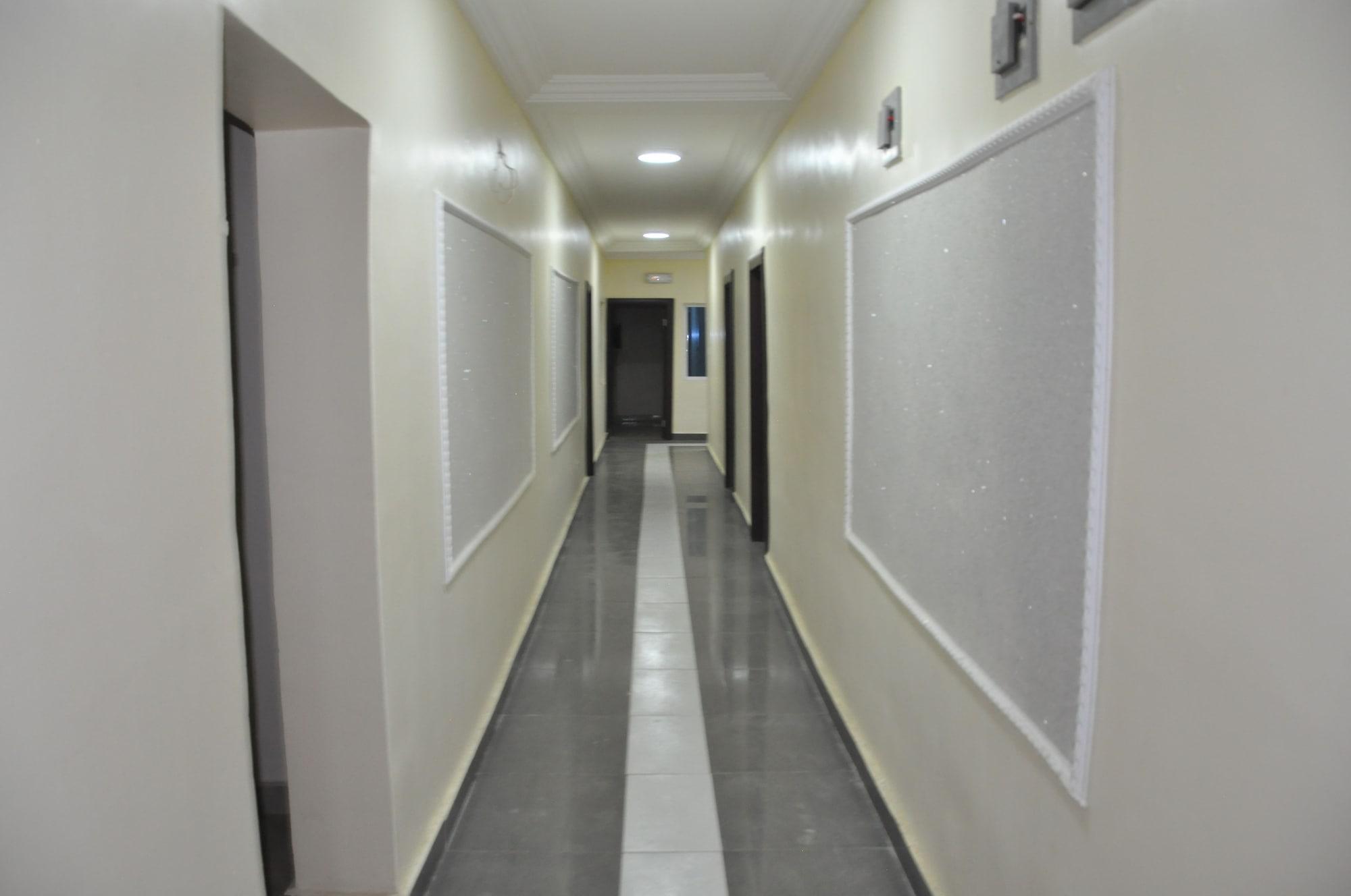 Vista Lobby Grand Capital Hotel