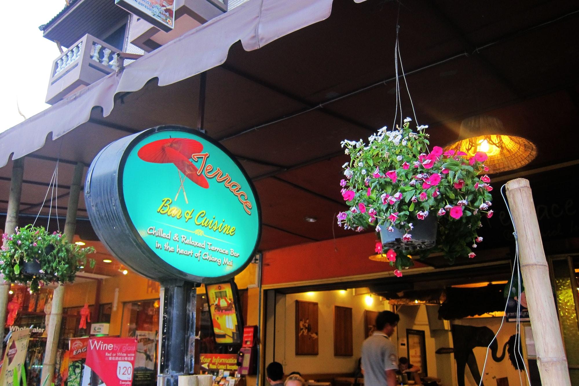 Restaurant Parasol Inn Chiang Mai Old City