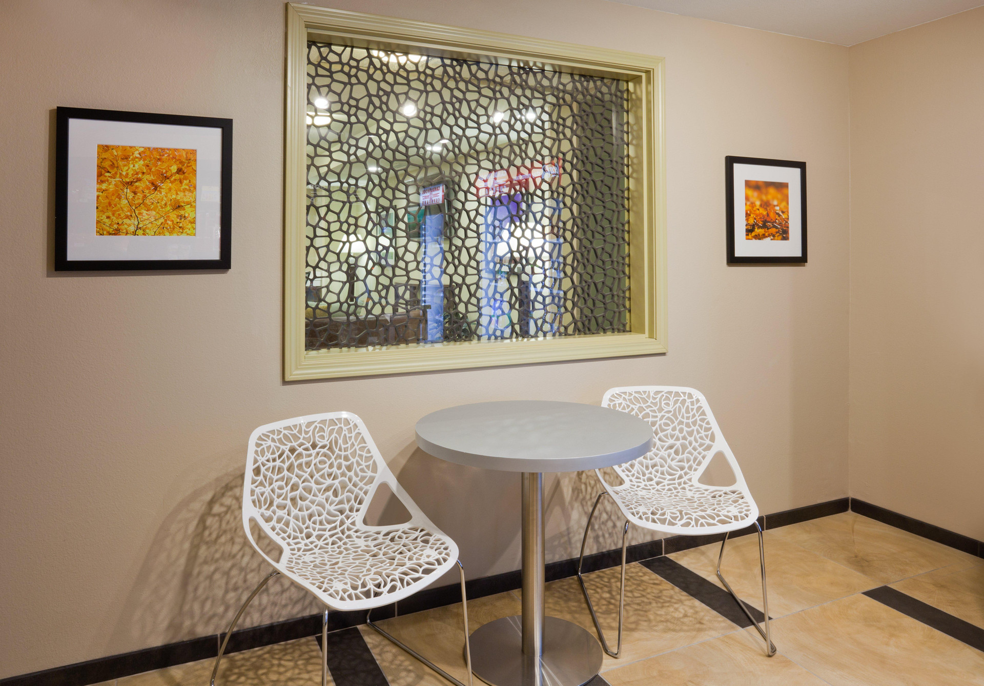 Restaurant Candlewood Suites Dickinson ND by IHG