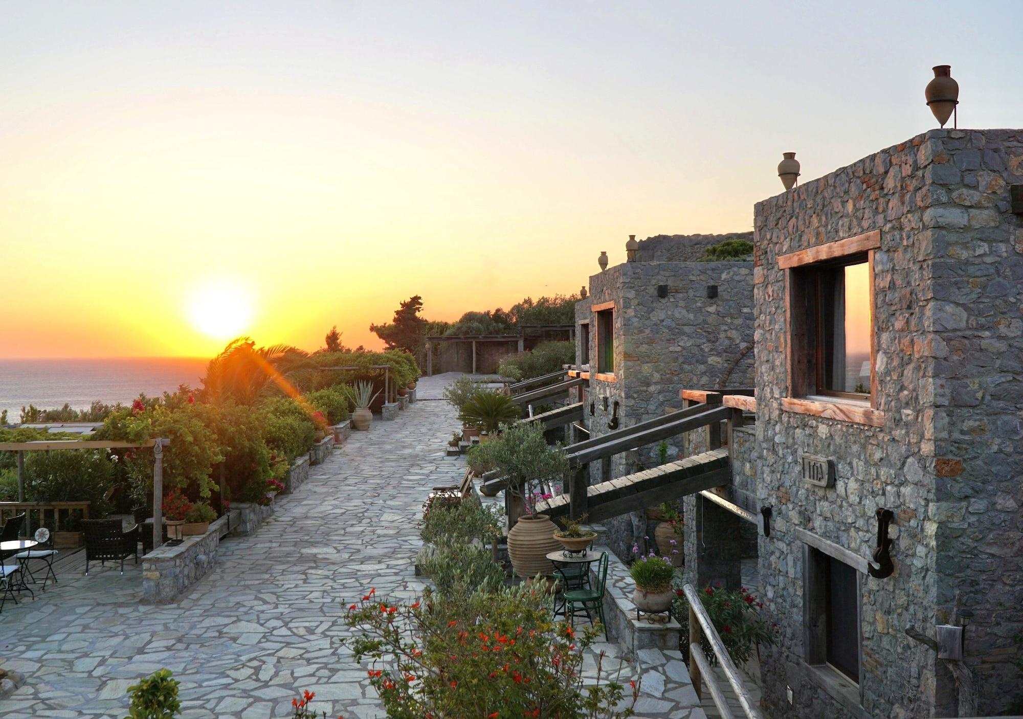 Varios Terra Minoika Boutique Resort