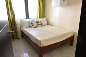 Alquiler Vacacional - 2BR Condo (Goshenland tower)
city center
free basement parking
pet friendly