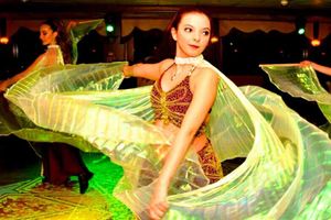 Actividad - Crucero por el Bósforo con cena y espectáculo oriental