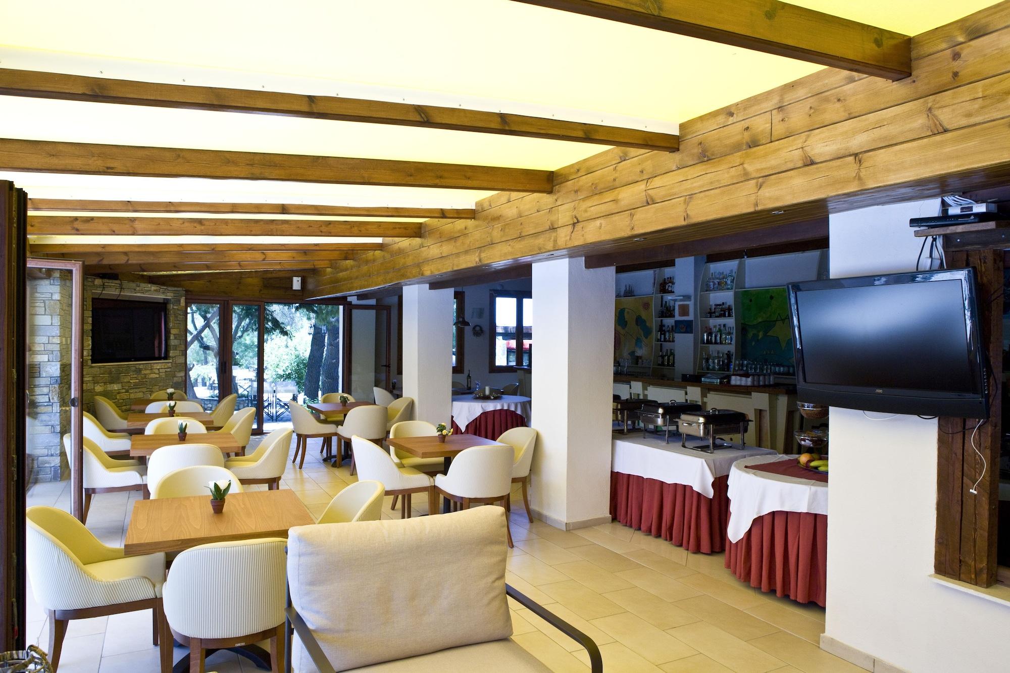 Restaurant Kelyfos Hotel Bungalows and Suites