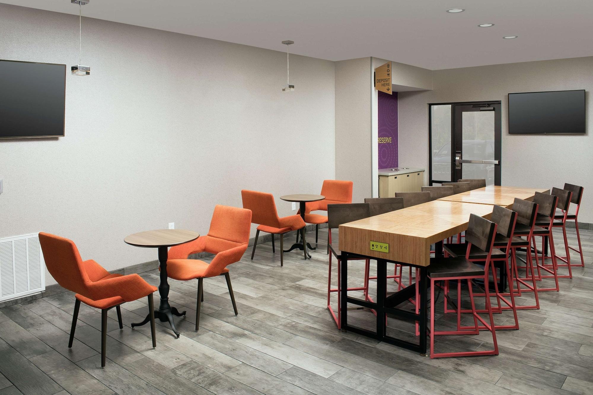 Restaurant Home2 Suites by Hilton Murfreesboro