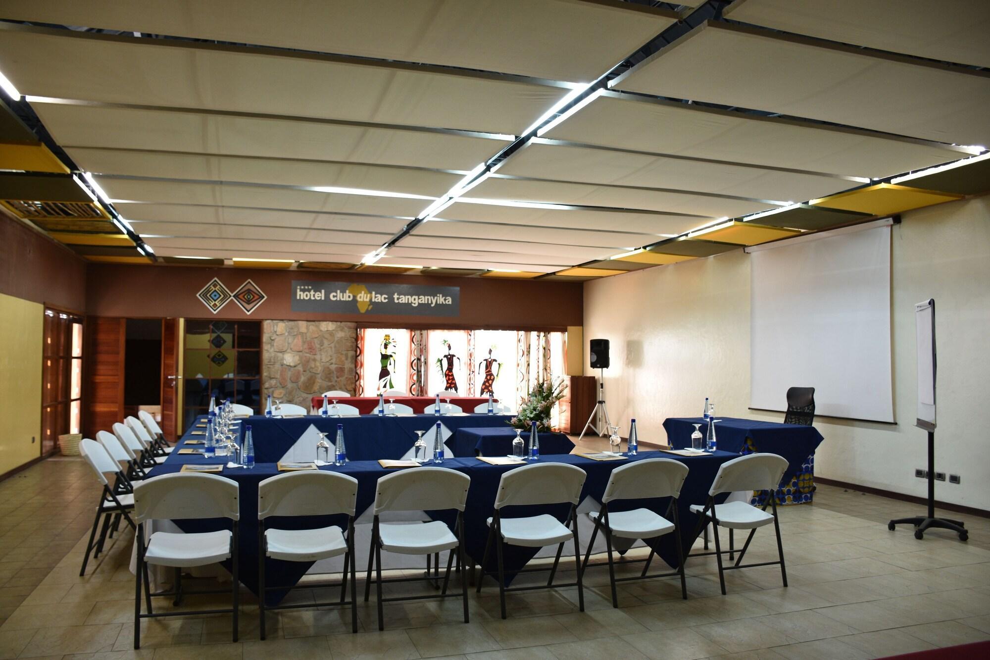 Centro de Negocios Hotel Club Du Lac Tanganyika